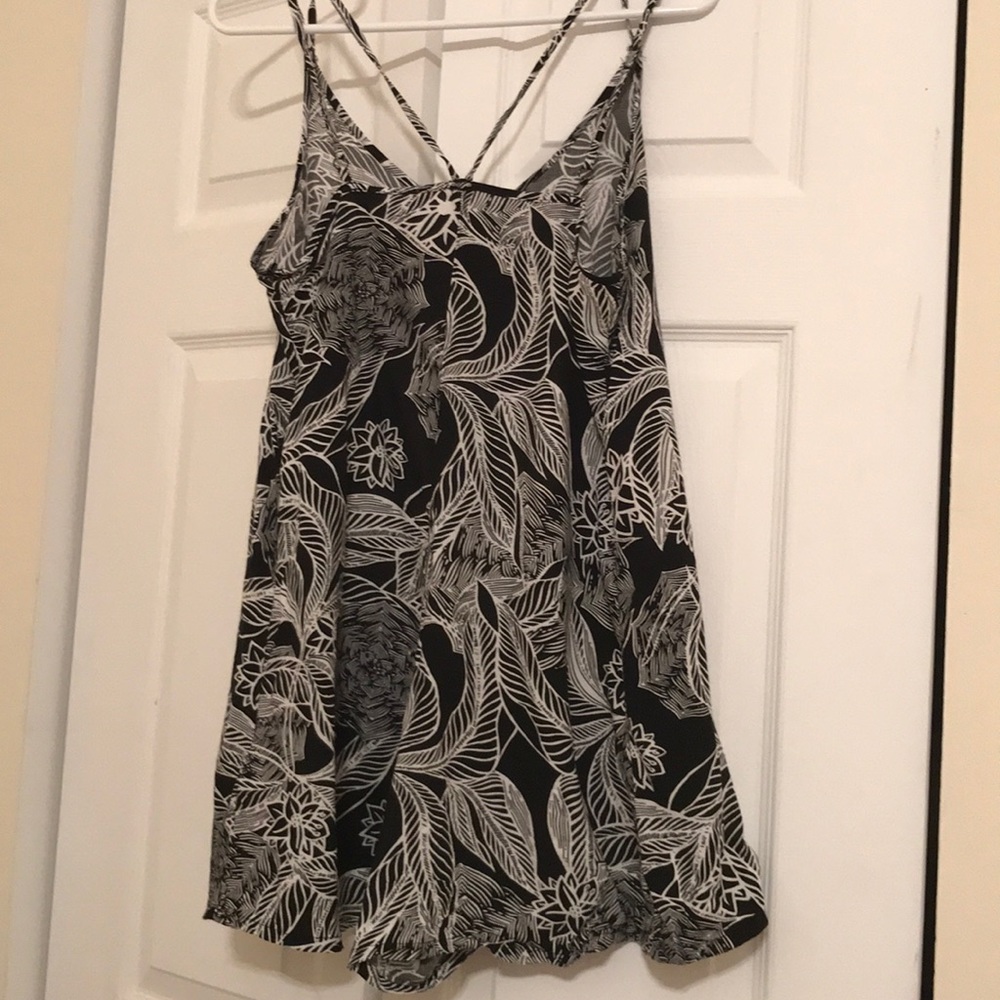 Adorable Roxy Romper! - Picture 2 of 4
